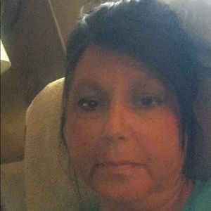 Meet your Posher, Stefanie